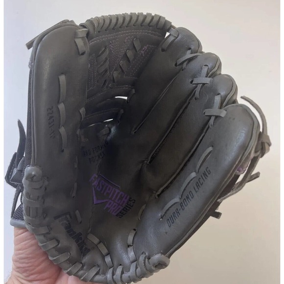 Franklin 11" Fastpitch Pro Series Girls Softball Glove - RHT - Purple/Grey 22431 - Picture 3 of 7